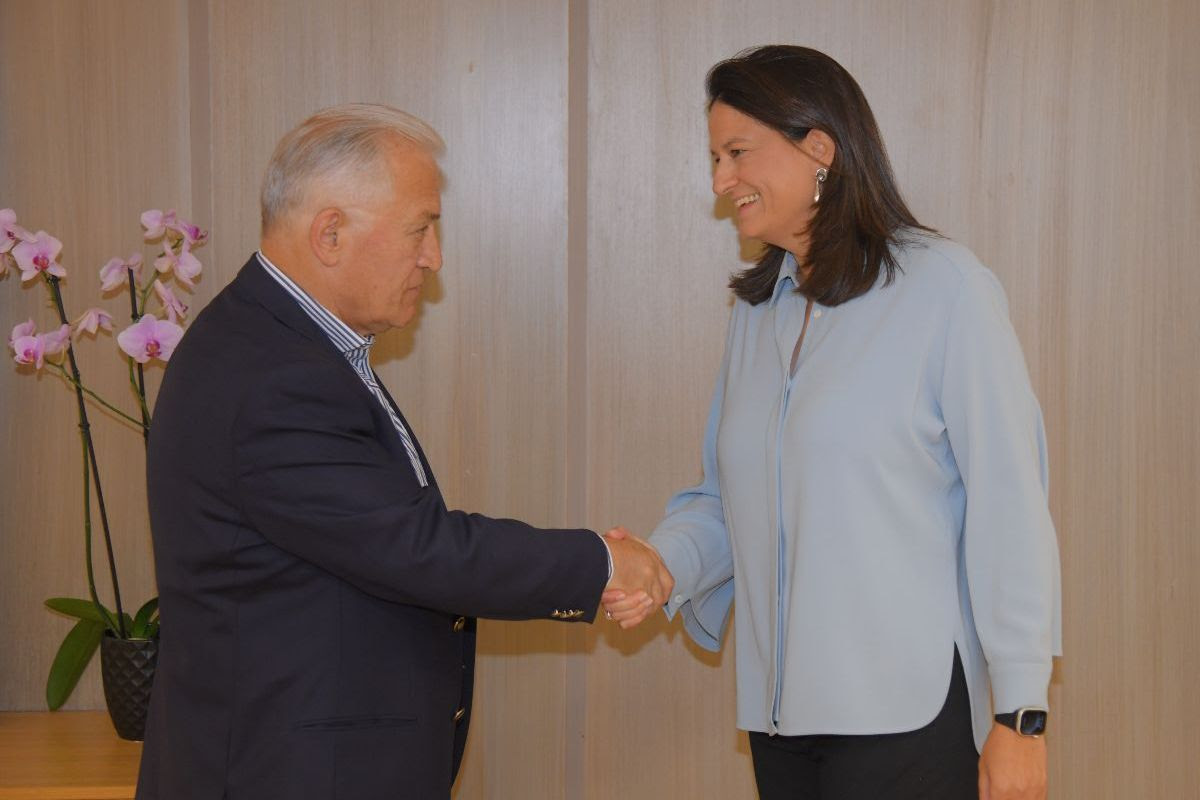 Κρίσιμη συνάντηση της ΚΕΔΕ με την Υπουργό Εργασίας Νίκη Κεραμέως – Θεσμικά και ασφαλιστικά αιρετών στο επίκεντρο