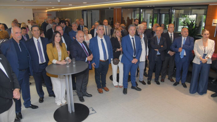 ΚΕΔΕ: Συνάντηση του ΔΣ με τους Έλληνες Ευρωβουλευτές – Εμπεδώνεται ο πολιτικός ρόλος της ΚΕΔΕ στην Ευρωπαϊκή σκηνή