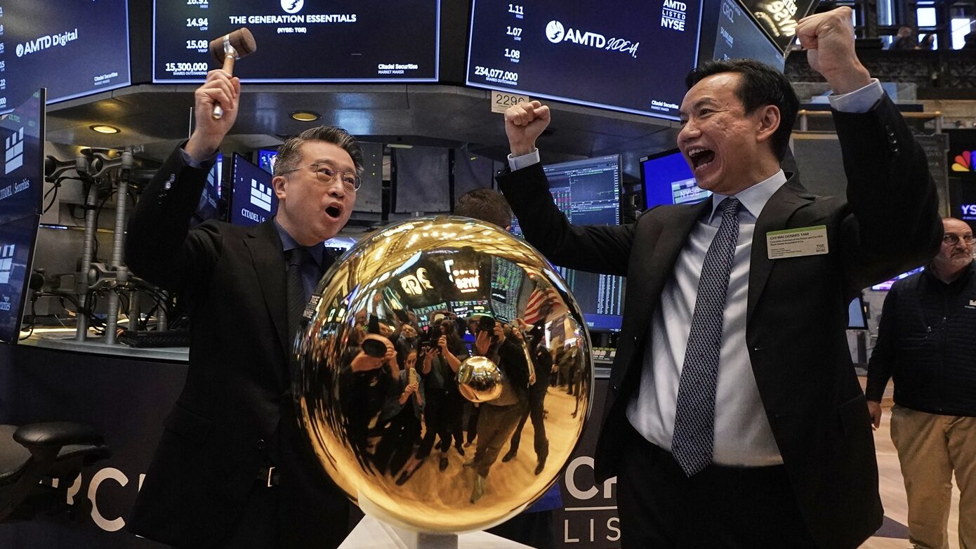Με εντυπωσιακή άνοδο έκλεισε η Wall Street – Ο S&P 500 κατέρριψε ρεκόρ ξεπερνώντας τις 6.000 μονάδες