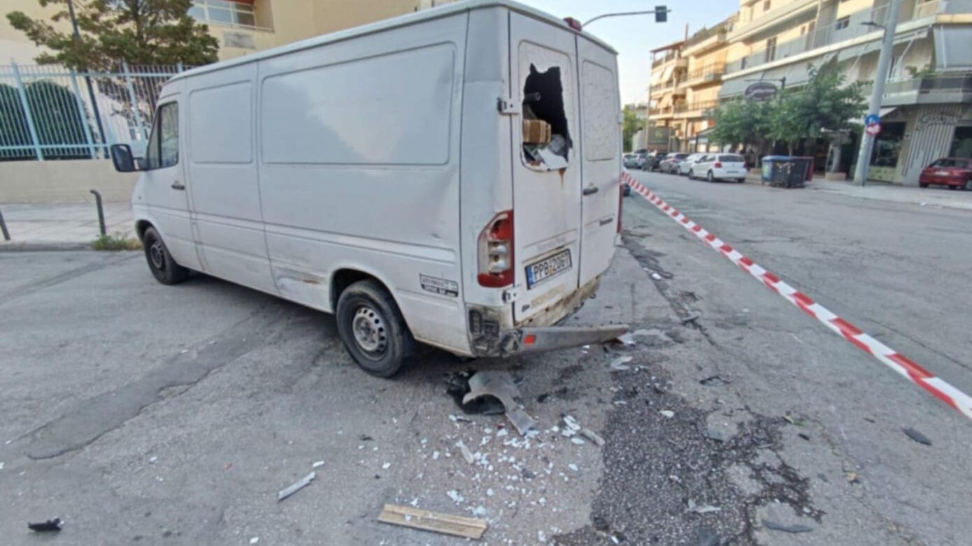Σκηνές χάους στο Περιστέρι – Αυτόπτης μάρτυρας: «Νομίζαμε ότι ήταν κανένας πύραυλος των Χούθι»