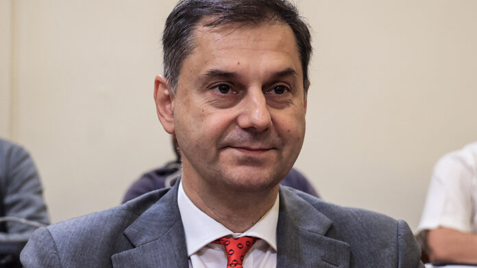 Ο Χάρης Θεοχάρης εξασφάλισε το αργυρό μετάλλιο στην Γενική γραμματεία του Παγκόσμιου Οργανισμού Τουρισμού