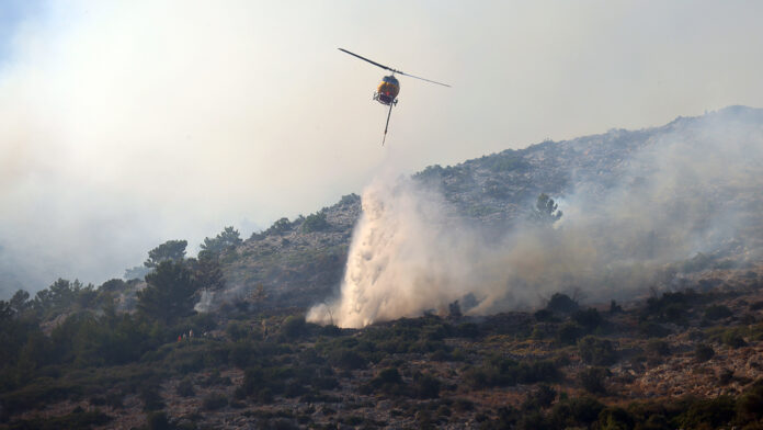 Η δορυφορική εικόνα που αποκαλύπτει την έκταση της καταστροφής στη Χίο