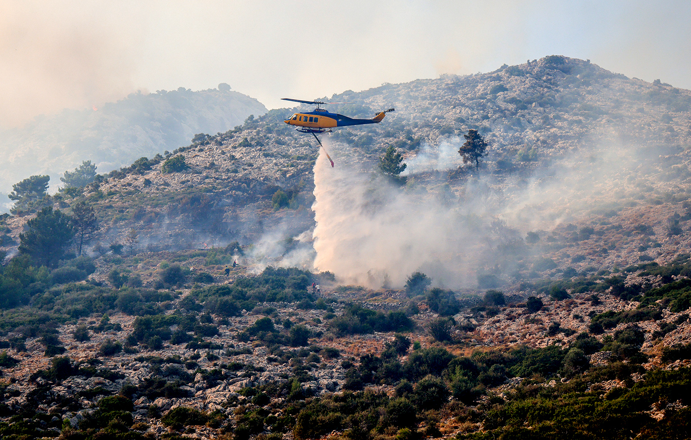 Δραματική αναζωπύρωση στη φωτιά της Χίου