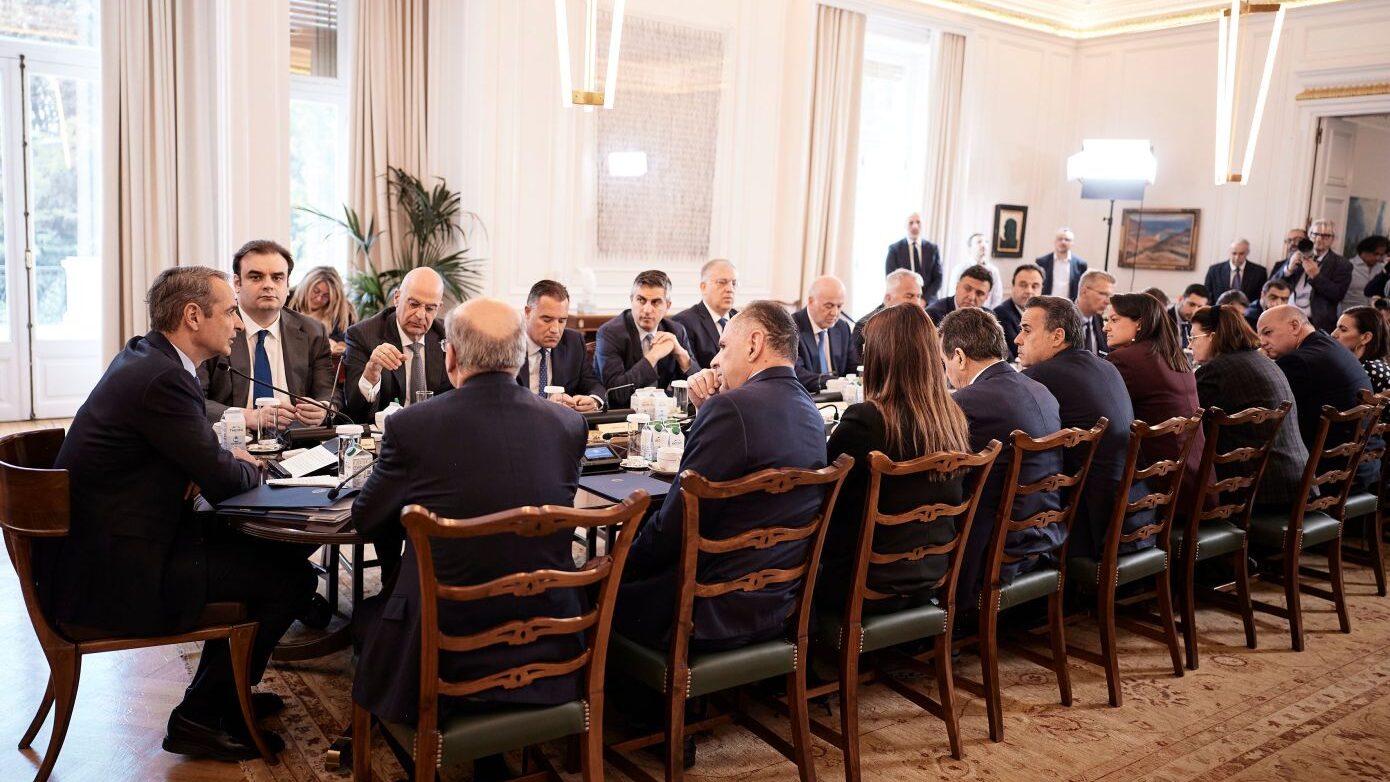 Παρών ο Κυριάκος Μητσοτάκης στην ορκωμοσία των νέων υπουργών τη Δευτέρα στις 10:00, ενώπιον του Προέδρου της Δημοκρατίας