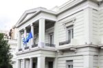 ΥΠΕΞ: Ηχηρή αντεπίθεση της Αθήνας στον Χακάν Φιντάν για Θράκη και Κυπριακό