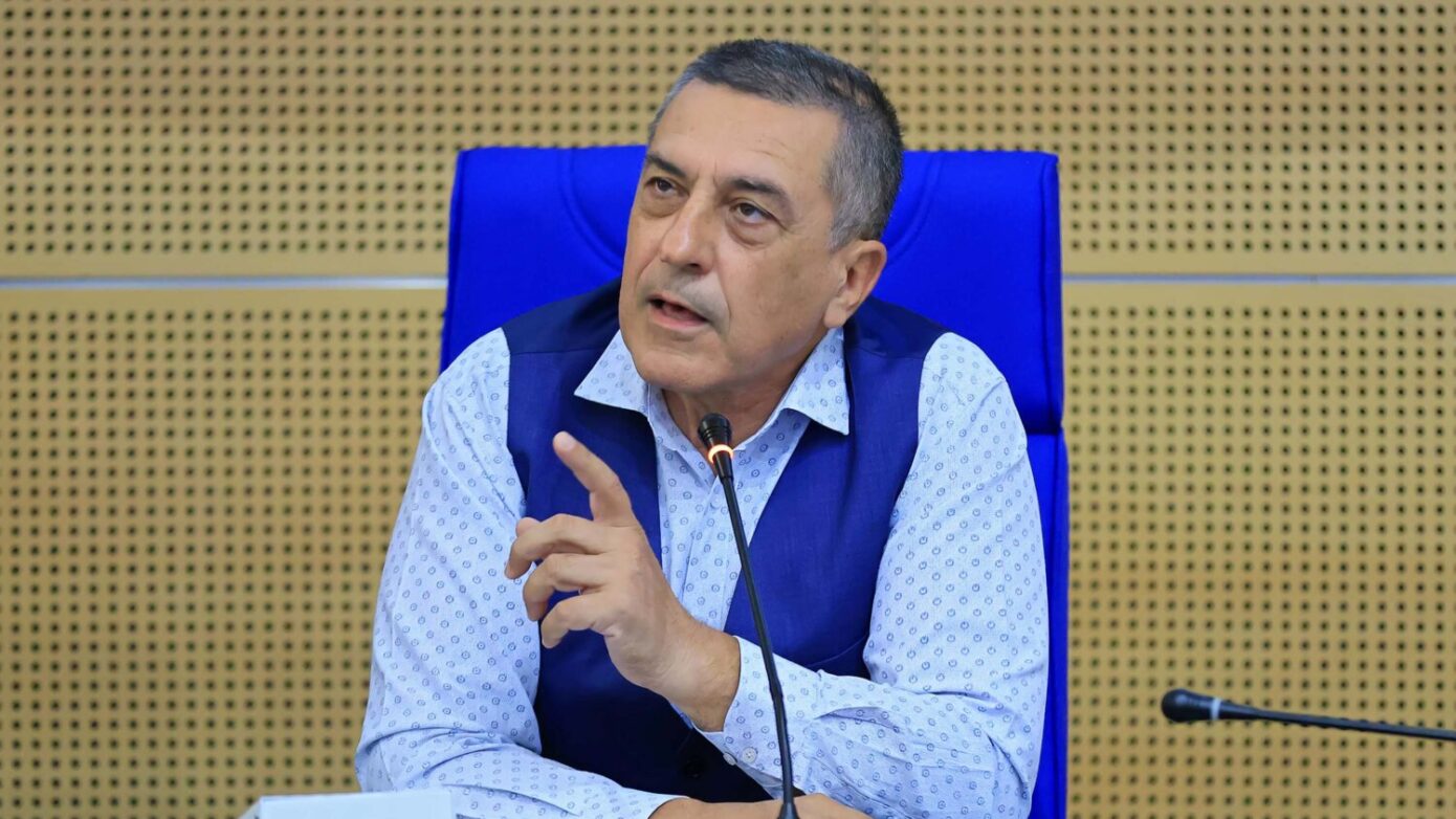 Καταγγελίες Κουρέτα: «Η κυβέρνηση ευθύνεται για την απουσία έργων στη Θεσσαλία»
