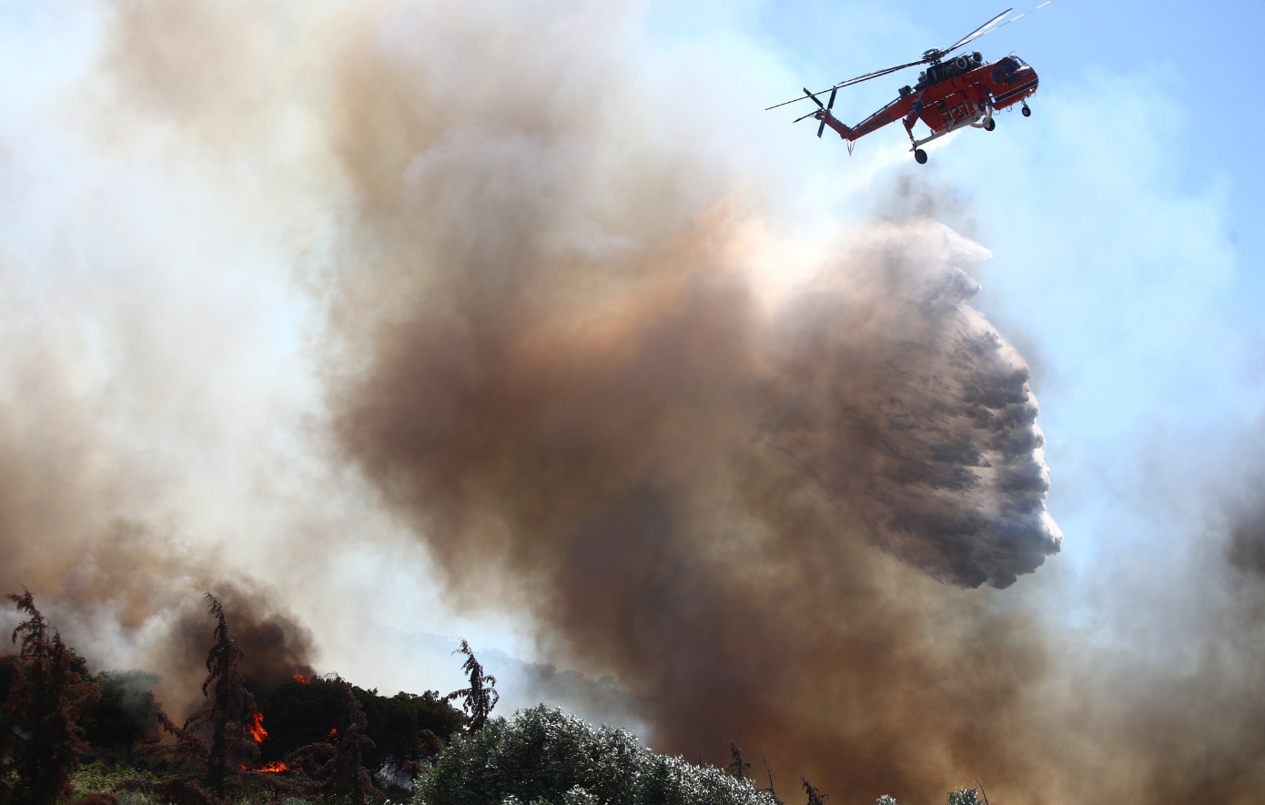 Επιστρέφει στο Μαρμάρι το πλοίο «ΕΥΒΟΙΑ STAR» – Αδυνατεί να δέσει στη Ραφήνα λόγω πυρκαγιάς