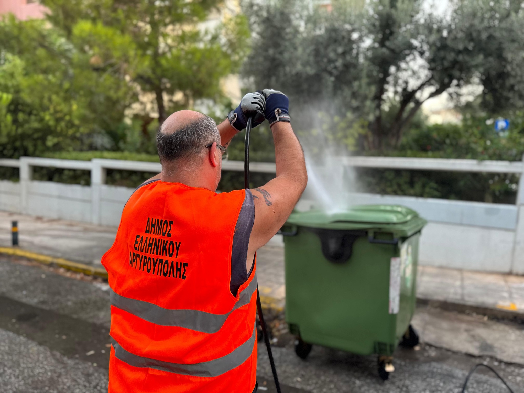 Δ. Ελληνικού – Αργυρούπολης: Καθημερινός καθαρισμός κάδων στις γειτονιές μας