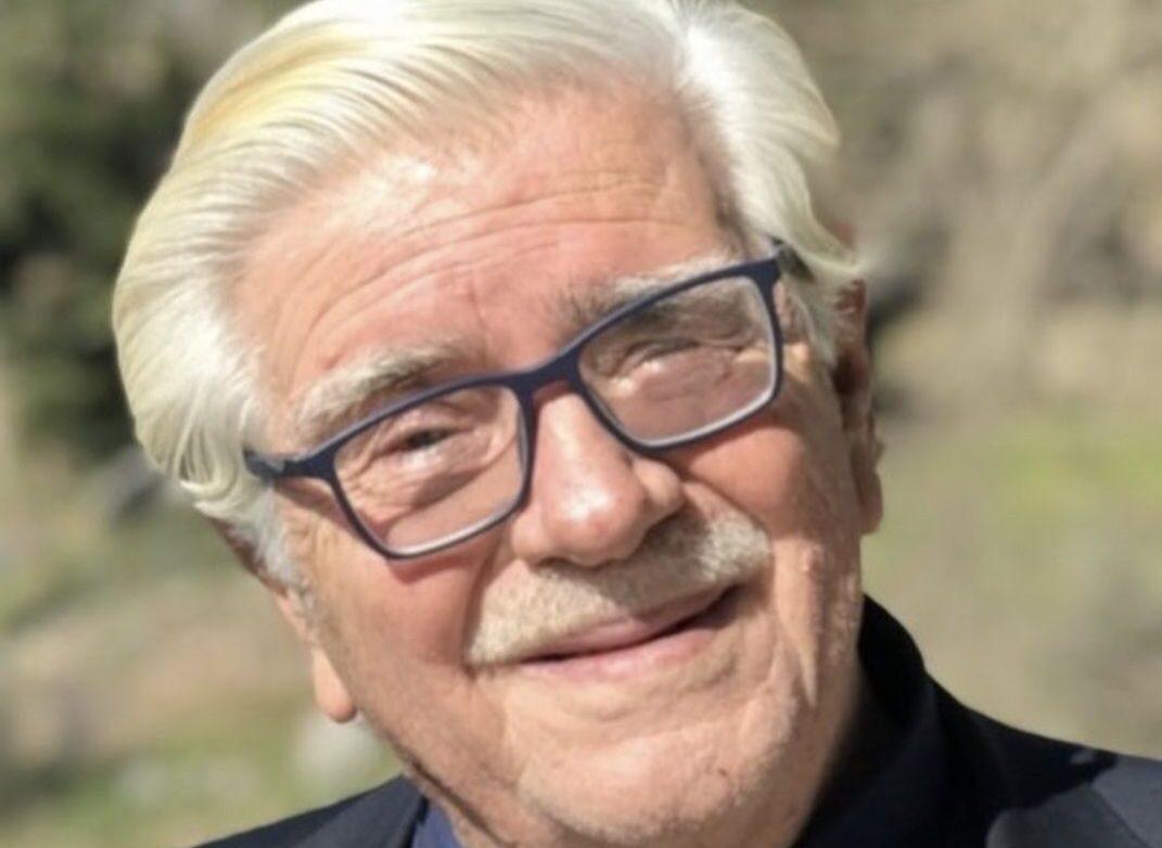 Απεβίωσε ο πρώην δήμαρχος Νέας Σμύρνης Γιώργος Σιότροπος