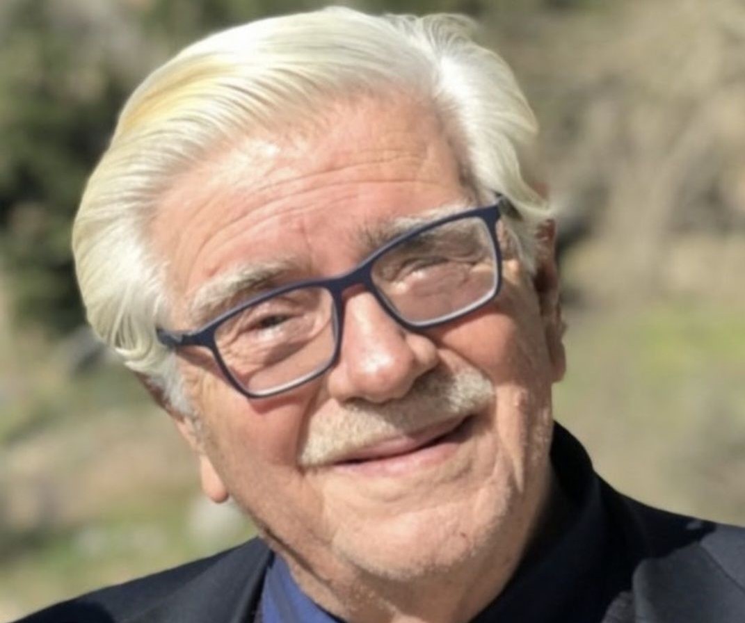 Απεβίωσε ο πρώην δήμαρχος Νέας Σμύρνης Γιώργος Σιότροπος