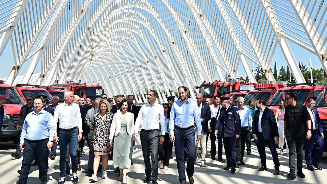 Ο Γιάννης Κεφαλογιάννης και η Επίτροπος Ε.Ε. Χατζά Λαμπιμπ επισκέπτονται το Εκπαιδευτικό Κέντρο Πυροσβεστικής στη Νέα Μάκρη