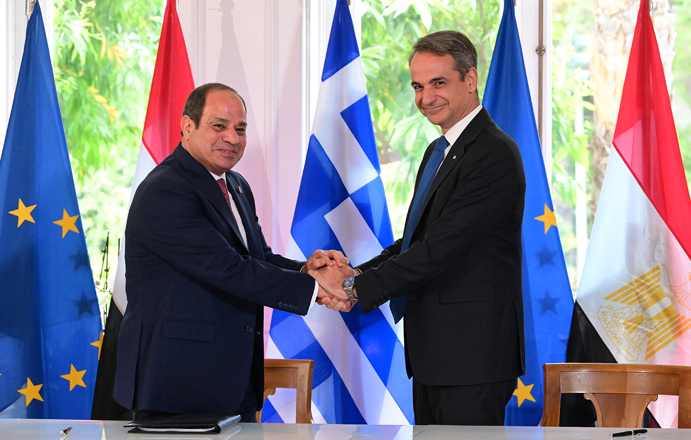 Συνομιλίες Μητσοτάκη και Σίσι: Λιβύη, μεταναστευτικό, θαλάσσιες ζώνες και Μονή Σινά στο επίκεντρο