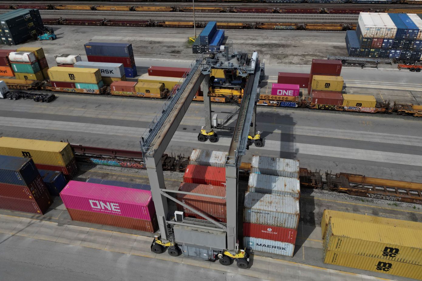 Γερμανός αξιωματούχος προβλέπει εντατικοποίηση συνομιλιών με Τραμπ για δασμούς σε ευρωπαϊκά προϊόντα