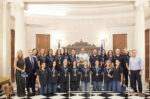 «Θα θυμάμαι πώς τραγουδούσατε τον εθνικό ύμνο» – Μητσοτάκης και Μαρέβα καλωσόρισαν την Εθνική πόλο Γυναικών στο Μαξίμου
