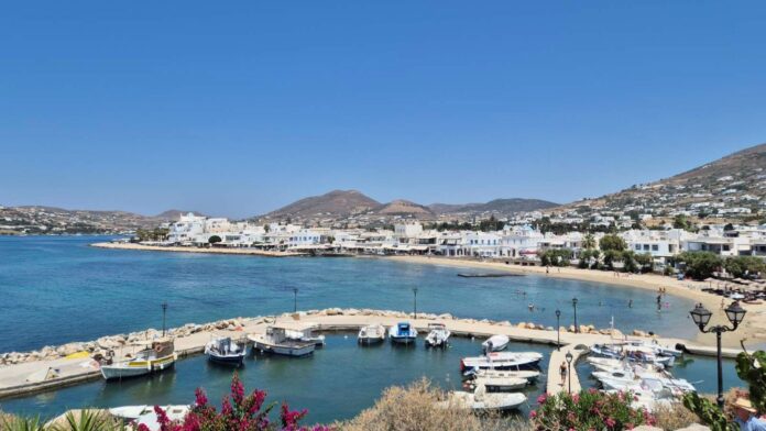 Μυστήριο με νεκρό 23χρονο που εργαζόταν στην Πάρο – Ανακαλύφθηκε σε λίμνη αίματος στο δωμάτιό του