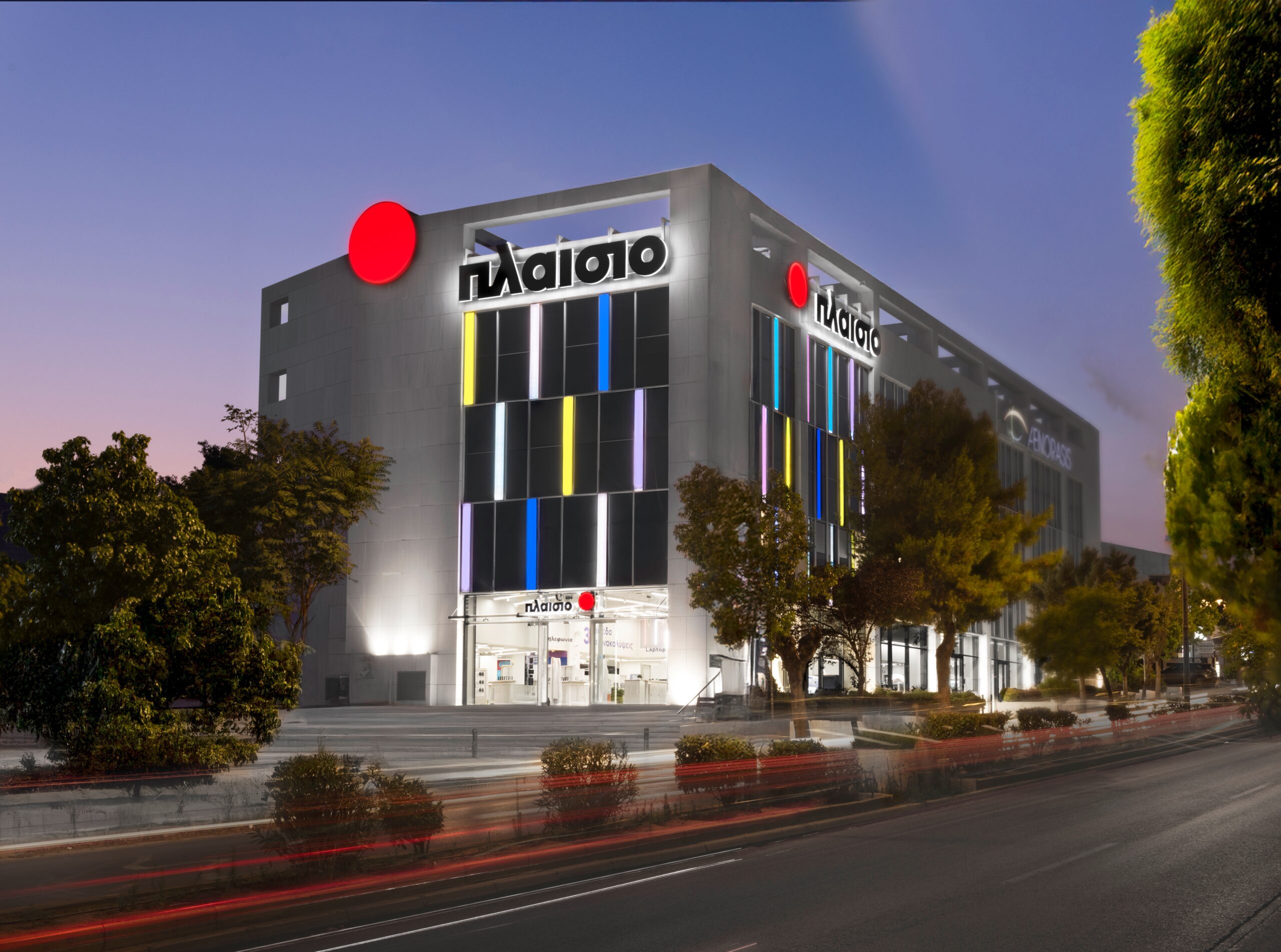 Πλαίσιο: Άνοδος πωλήσεων το α’ εξάμηνο και επέκταση του δικτύου καταστημάτων