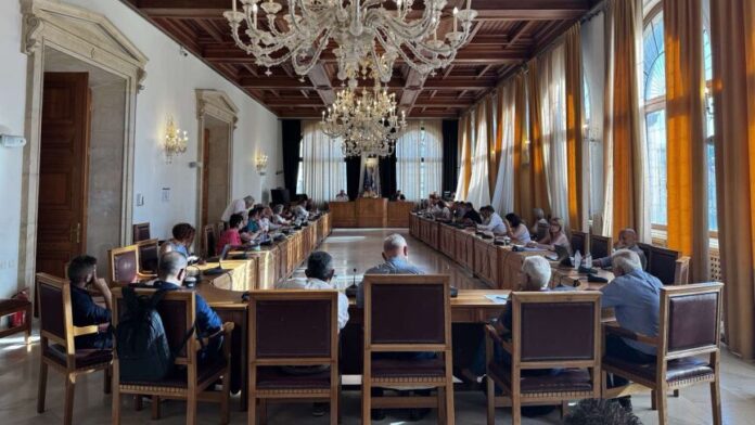 Ο Δήμος Ηρακλείου Κρήτης για τη Δωρεάν στάθμευση στο πρώην Ικάριο Γήπεδο