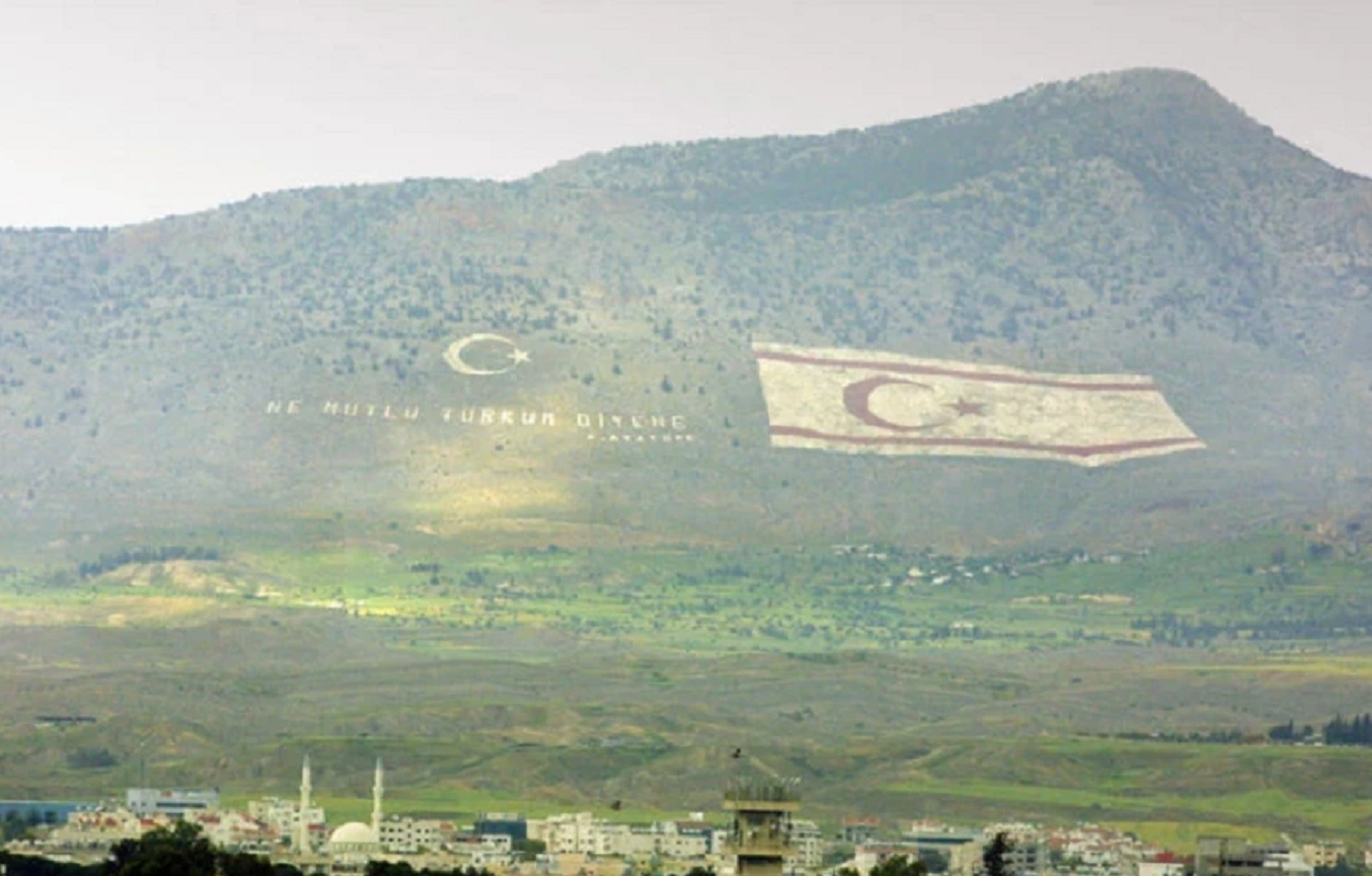 Ανανεωμένη εικόνα της Τουρκίας στα Κατεχόμενα: Τα ονομάζει «Νήσος Κύπρος» – Προβολή με πτήσεις της Turkish Airlines