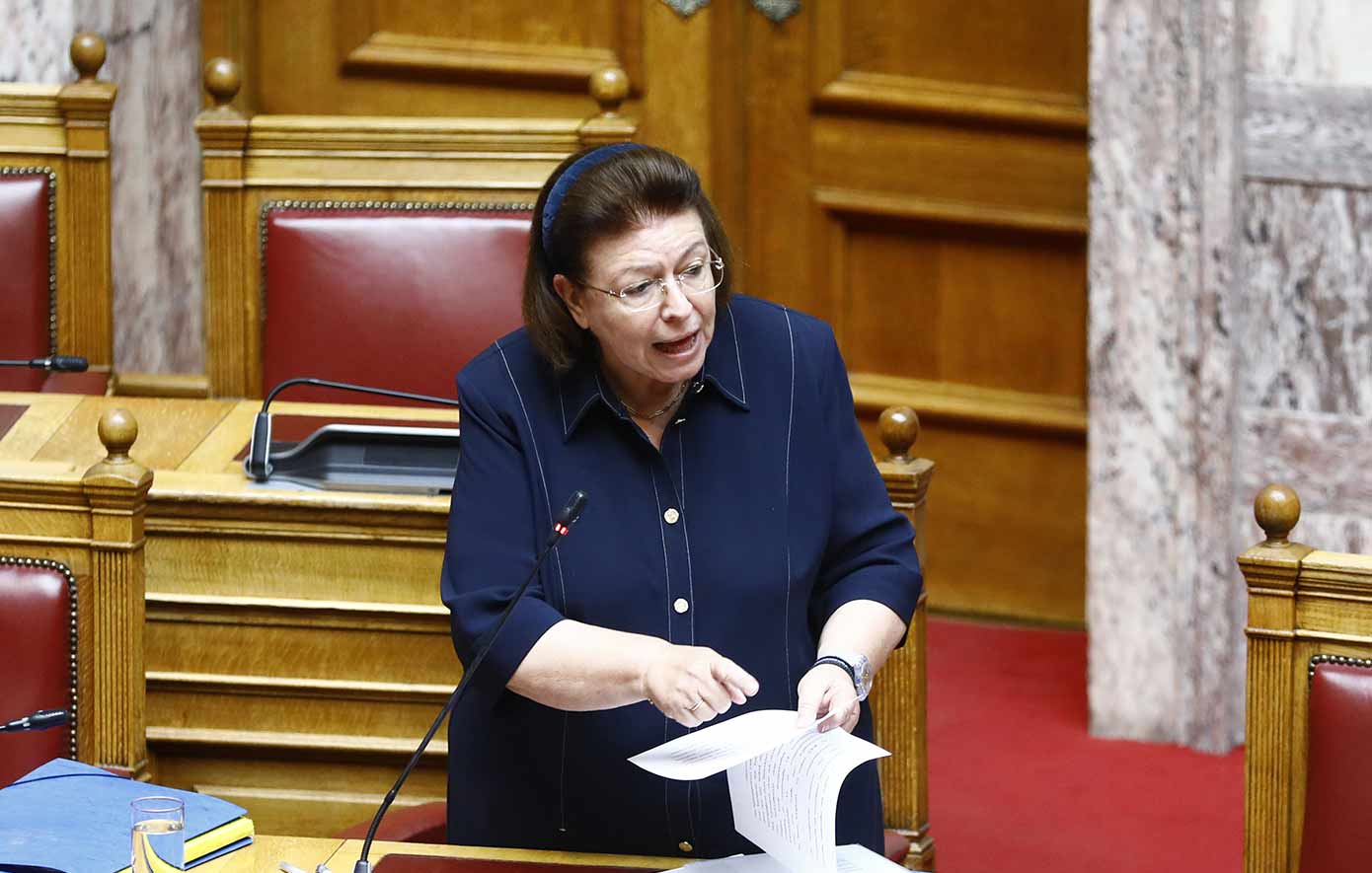 Λίνα Μενδώνη: Απόλυτη προστασία και ανάδειξη του μνημείου Παπούρα με ολοκληρωμένη προσέγγιση