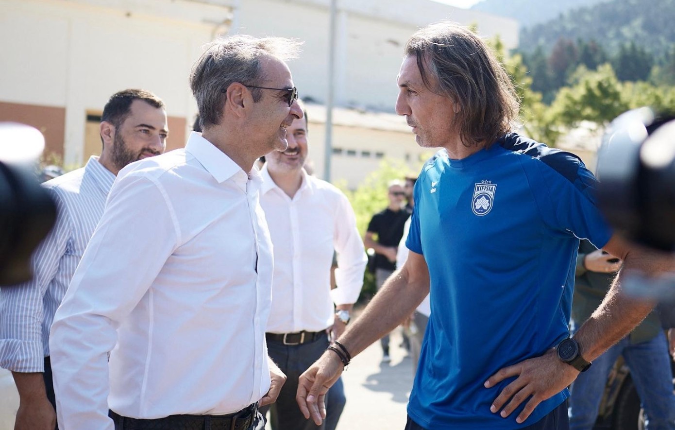 Κηφισιά: Η δημοσίευση για τη συνάντηση με τον Κυριάκο Μητσοτάκη στο Καρπενήσι