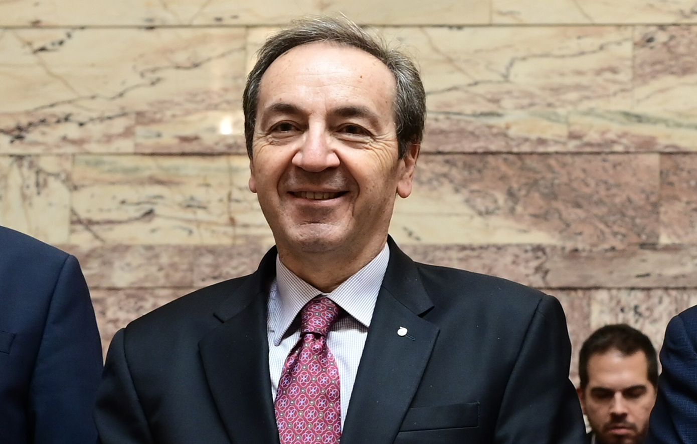 Μπούγας προς Κωνσταντοπούλου: Ποια τα συναισθήματά σας που κατηγορήσατε τον νεκρό μηχανοδηγό για μεταφορά παράνομου φορτίου;