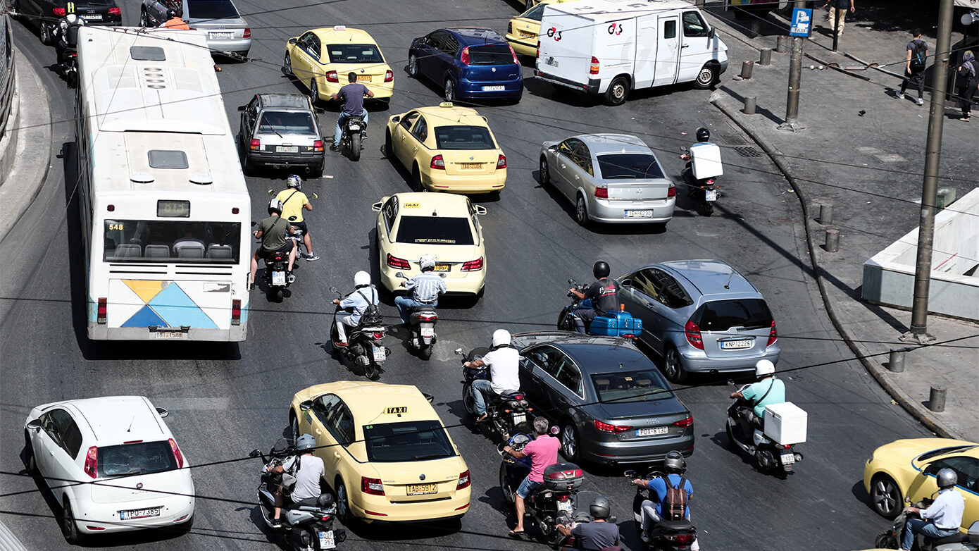 Εντατικοί έλεγχοι στη Θεσσαλονίκη για μη χρήση κράνους – Καταγράφηκαν 638 παραβάσεις