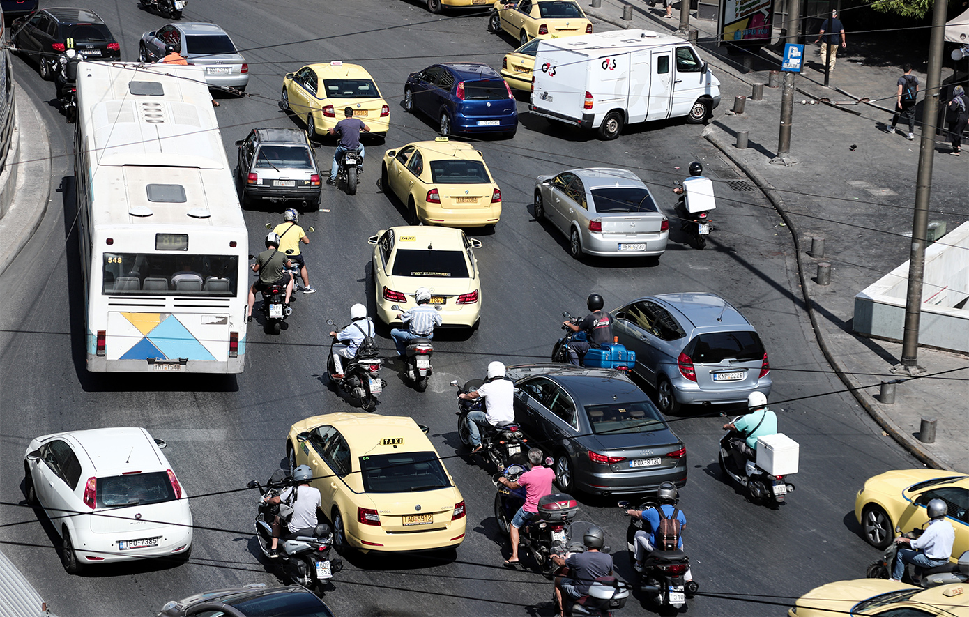 Εντατικοί έλεγχοι στη Θεσσαλονίκη για μη χρήση κράνους – Καταγράφηκαν 638 παραβάσεις