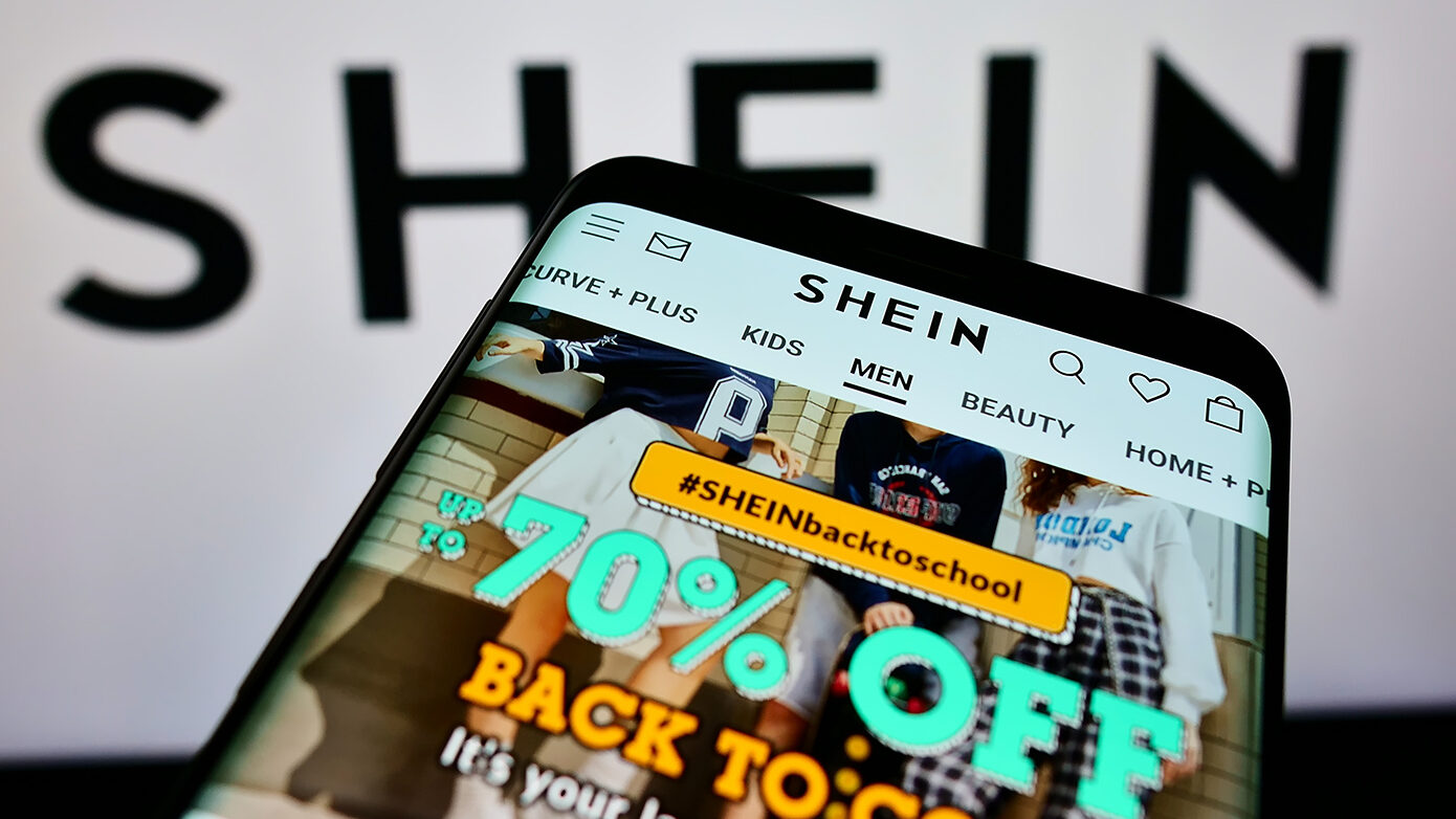 Πρόστιμο ρεκόρ στη Shein από τη Γαλλία για ψευδείς εκπτώσεις στα προϊόντα της