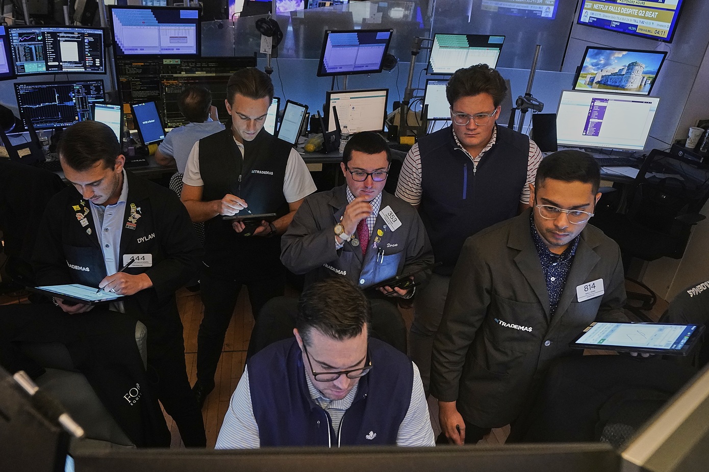 Αναταράξεις στη Wall Street με επίκεντρο την πτώση της μετοχής της General Motors από τους δασμούς