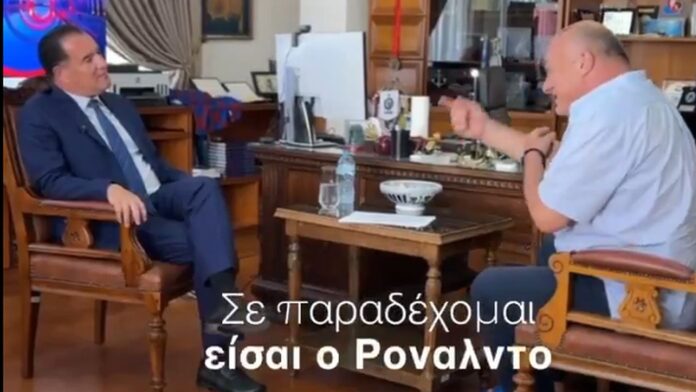 Αχιλλέας Μπέος αποκάλεσε τον Άδωνι Γεωργιάδη «Ρονάλντο» – Δείτε τον «απολαυστικό» διάλογο που επακολούθησε με τον υπουργό