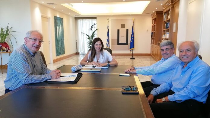 Κρίσιμη συνάντηση του Δήμαρχου Αμαρουσίου με την Υπουργό Παιδείας Σοφία Ζαχαράκη