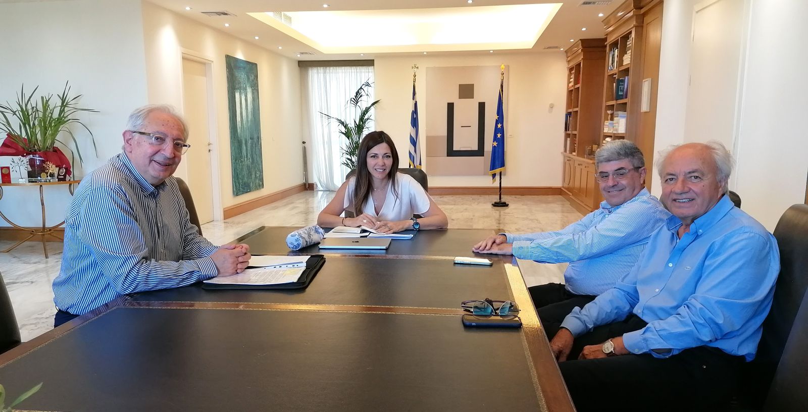 Κρίσιμη συνάντηση του Δήμαρχου Αμαρουσίου με την Υπουργό Παιδείας Σοφία Ζαχαράκη