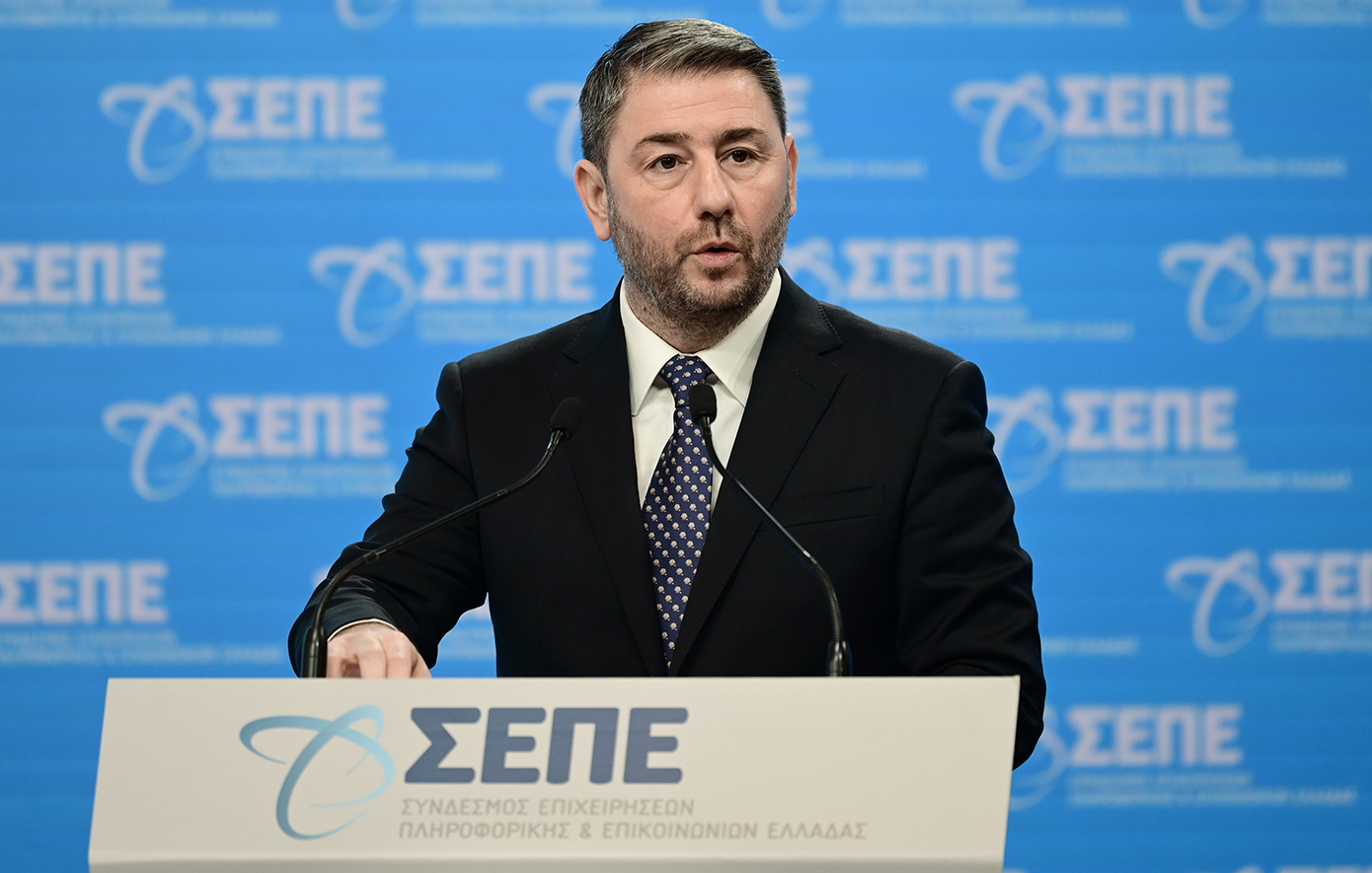 Ανδρουλάκης: Από αποτυχία σε αποτυχία καταρρέει η ελληνική διπλωματία