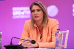 Άννα Ευθυμίου: 90% αυτοματοποιημένη η απονομή κύριων συντάξεων Δημοσίου – Αναδρομικά για δύο νέες ομάδες συνταξιούχων