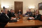Πρακτικά από την καθοριστική σύσκεψη πολιτικών αρχηγών μετά το δημοψήφισμα του 2015: Τι αποκάλυψε ο Τσίπρας, πώς αντέδρασε ο Μεϊμαράκης