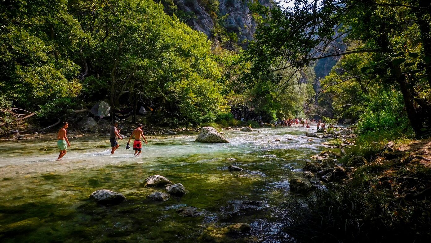 Προειδοποίηση για επικίνδυνες πτώσεις βράχων στο φαράγγι του Αχέροντα