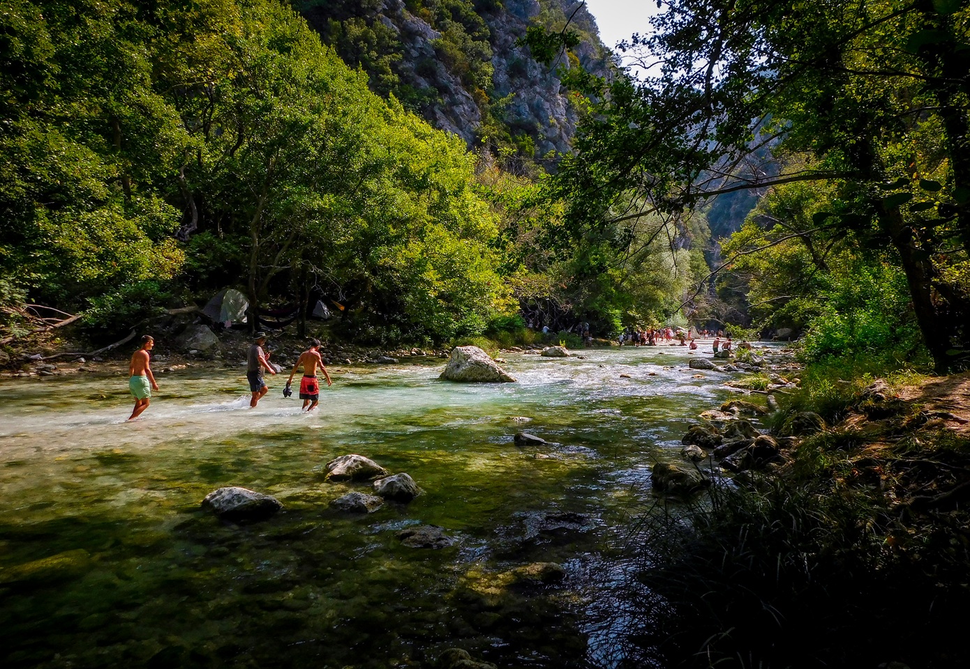 Προειδοποίηση για επικίνδυνες πτώσεις βράχων στο φαράγγι του Αχέροντα