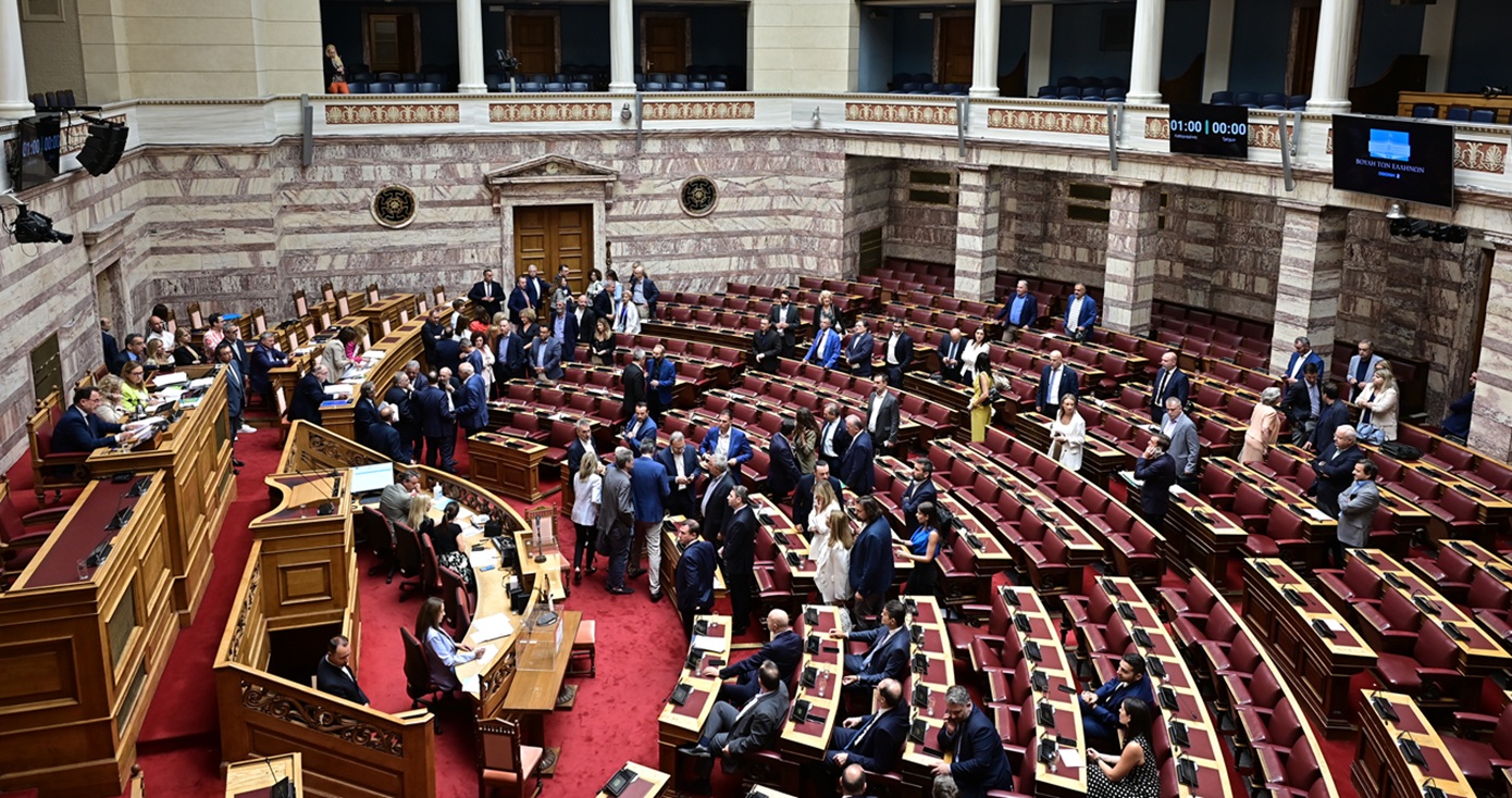 Νυχτερινή αντιπαράθεση στη Βουλή για τον ΟΠΕΚΕΠΕ – Η έντονη συνεδρίαση, η καθοριστική ψηφοφορία και η αποχώρηση της αντιπολίτευσης