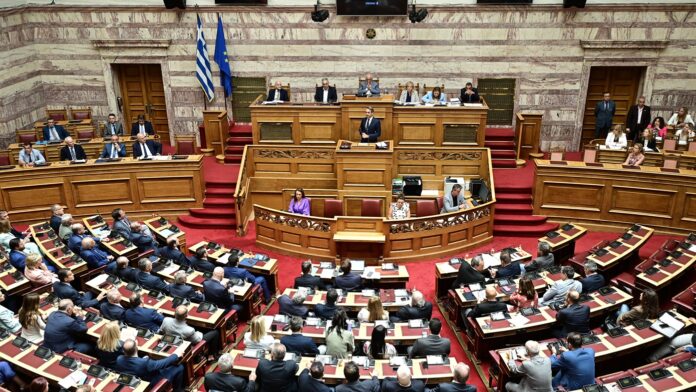 Οι 8 ανεξάρτητοι βουλευτές που συμμετείχαν στη χθεσινή καταιγιστική συνεδρίαση στη Βουλή – Απορρίφθηκε η Προανακριτική για τον ΟΠΕΚΕΠΕ