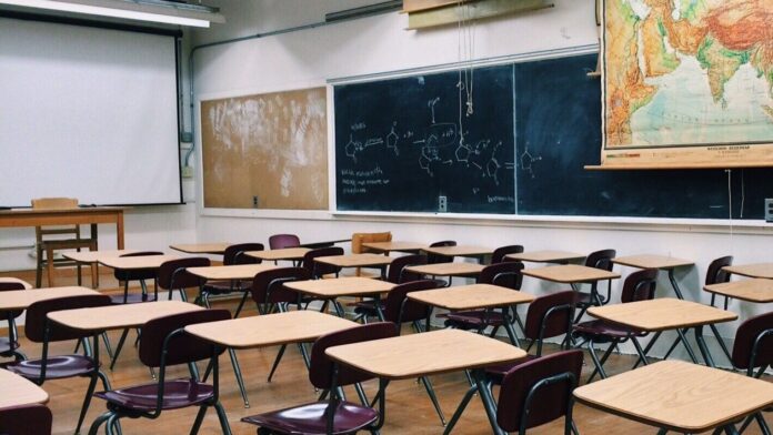 ΔΥΠΑ: Συνεχίζονται οι αιτήσεις για αμειβόμενη μαθητεία στις 50 ΕΠΑΣ – Ανακαλύψτε τις 36 ειδικότητες
