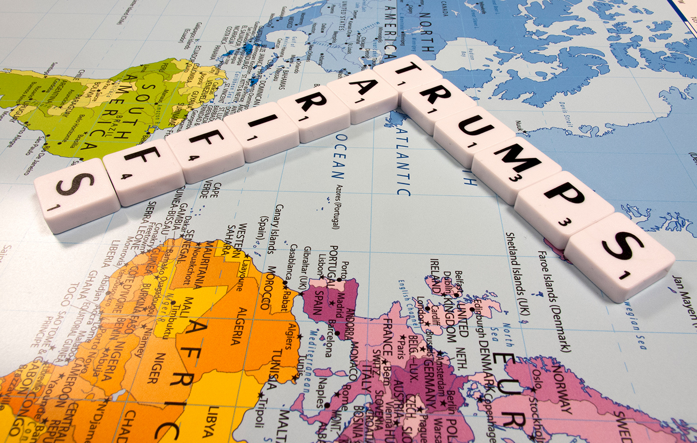 «Χωρίς συμφωνία οι φόροι θα φτάσουν στο 50%» – Νέες απειλές Τραμπ για τους δασμούς