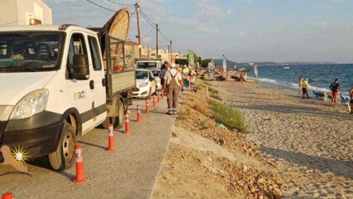 Δήμος Κασσάνδρας: Συνεχίζεται το “κυνήγι ομπρελών” στις ακτές
