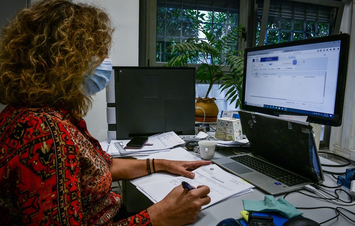 Νέο Προσοντολόγιο: Πρωτοφανείς διορισμοί στο Δημόσιο για χιλιάδες αποφοίτους νέων πανεπιστημιακών τμημάτων