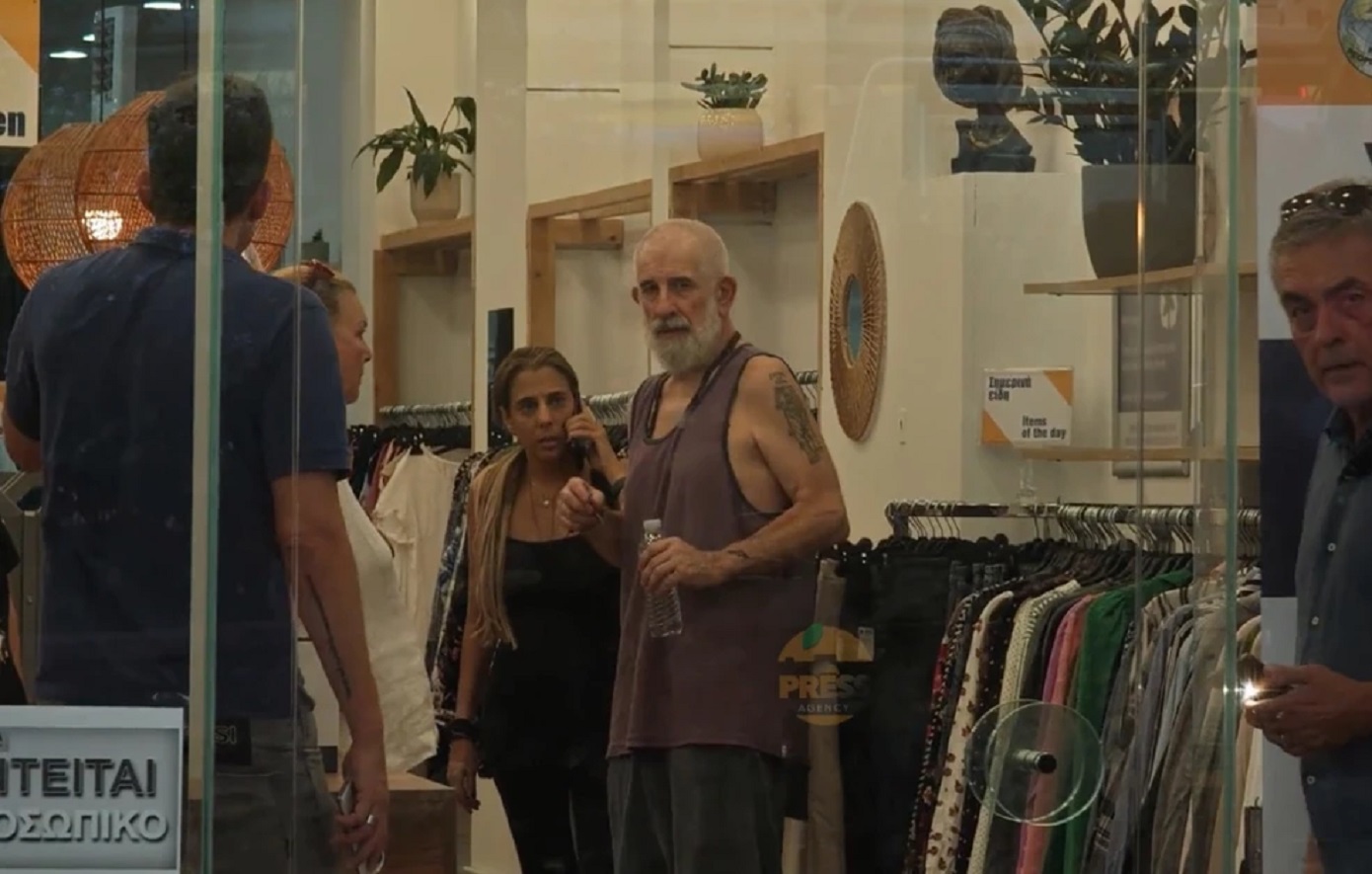 «Ερευνούν» το διαμέρισμα του Πέτρου Φιλιππίδη για πιθανό εμπρησμό – Το επικρατέστερο σενάριο για την έναρξη της φωτιάς