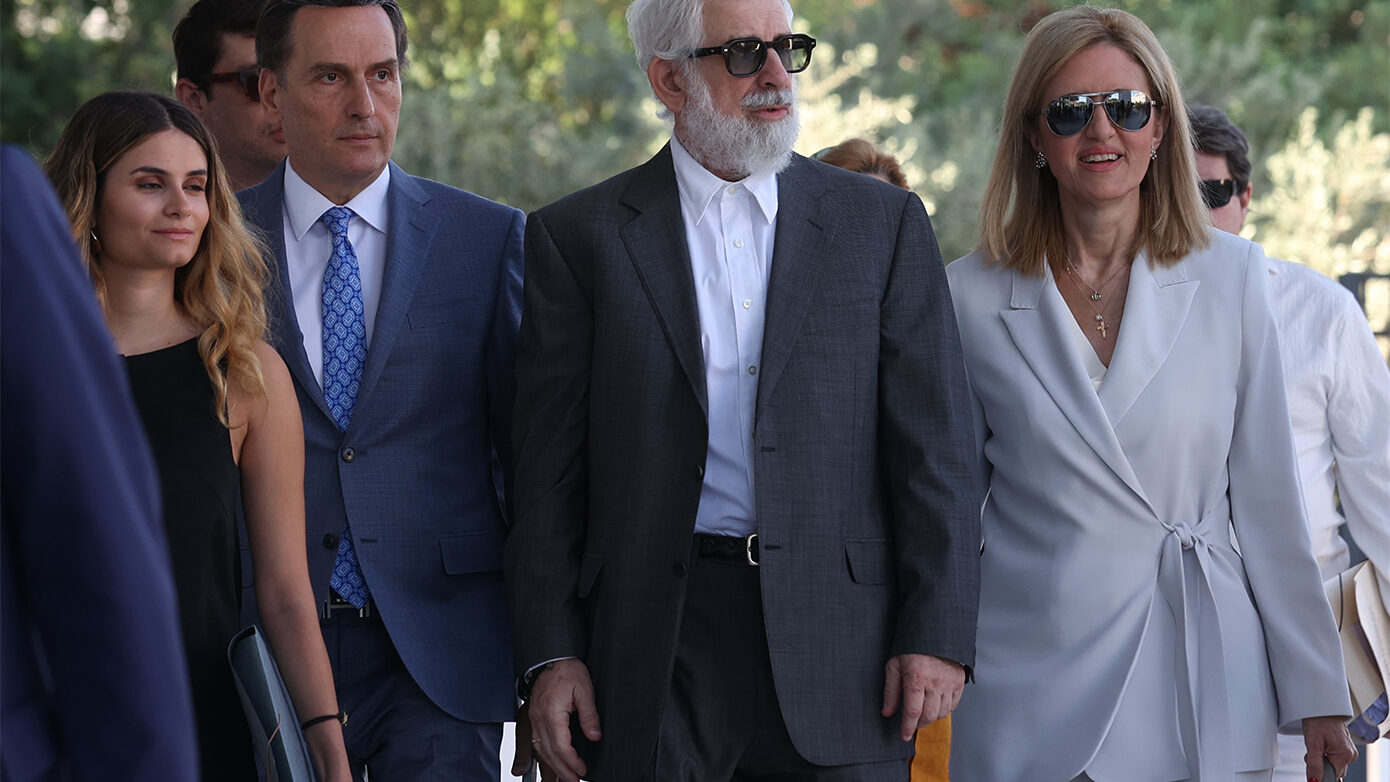 Ο Πέτρος Φιλιππίδης θα προσφύγει στον Άρειο Πάγο μετά την καταδίκη για δύο απόπειρες βιασμού