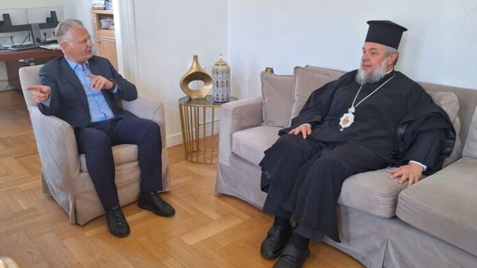 Σύσκεψη Περιφερειάρχη Πελοποννήσου με τον Μητροπολίτη Γόρτυνος-Μεγαλοπόλεως
