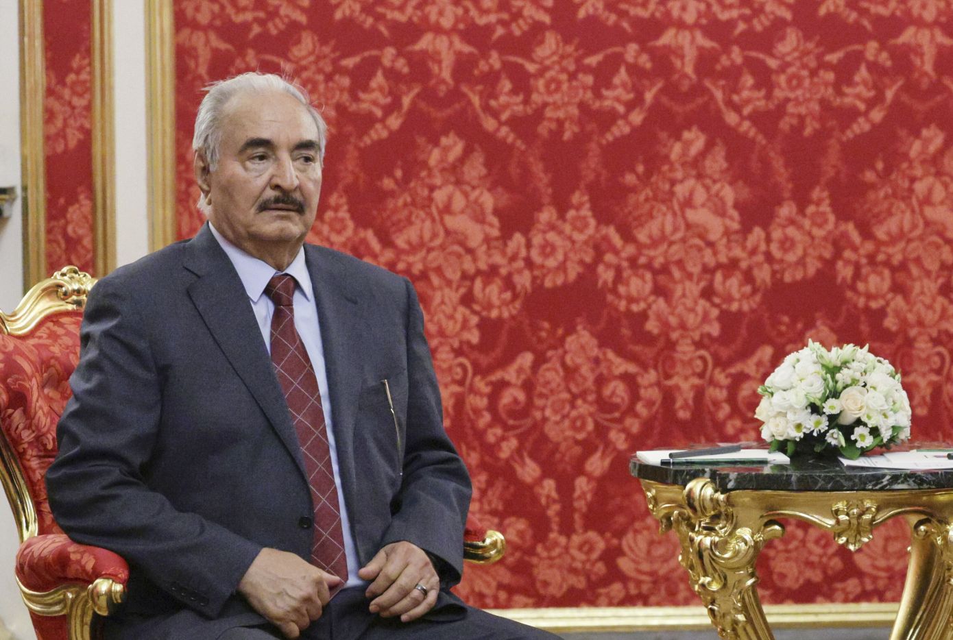 Διπλωματική κρίση στη Λιβύη για το μεταναστευτικό: Το εμπόδιο Χαφτάρ στην αποστολή της ΕΕ και το παρασκήνιο που οδήγησε στην αποτυχία