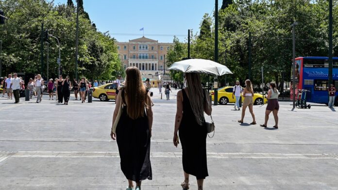 Η παράταξη Μπακογιάννη κατηγορεί τον Δήμο Αθηναίων για αμέλεια στην προστασία των πολιτών από τον καύσωνα