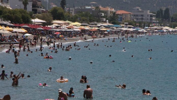 Δ. Καλαμάτας: Άριστη ποιότητα στα νερά κολύμβησης και τον Ιούλιο
