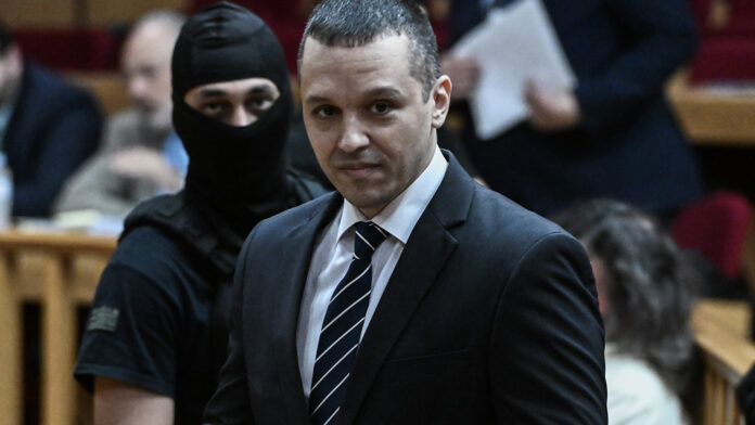 Ο Ηλίας Κασιδιάρης παραμένει έγκλειστος – Απορρίφθηκε ξανά το αίτημα αποφυλάκισης του